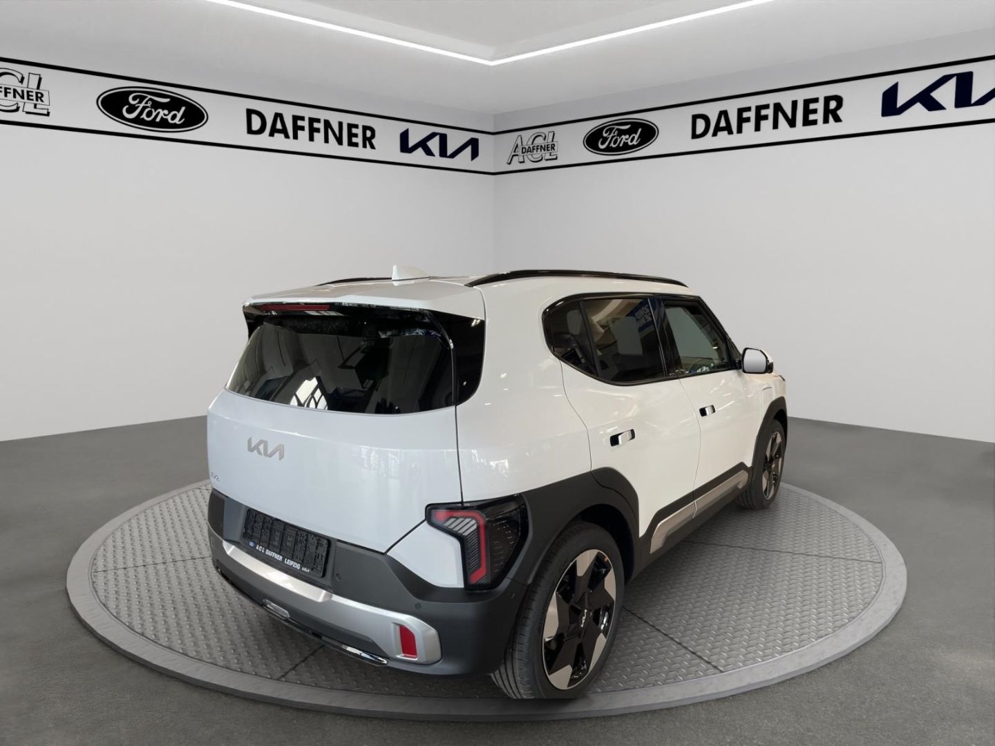Fahrzeugabbildung Kia EV2 108 kW Earth Navi LED Harman/Kardon Tempomat