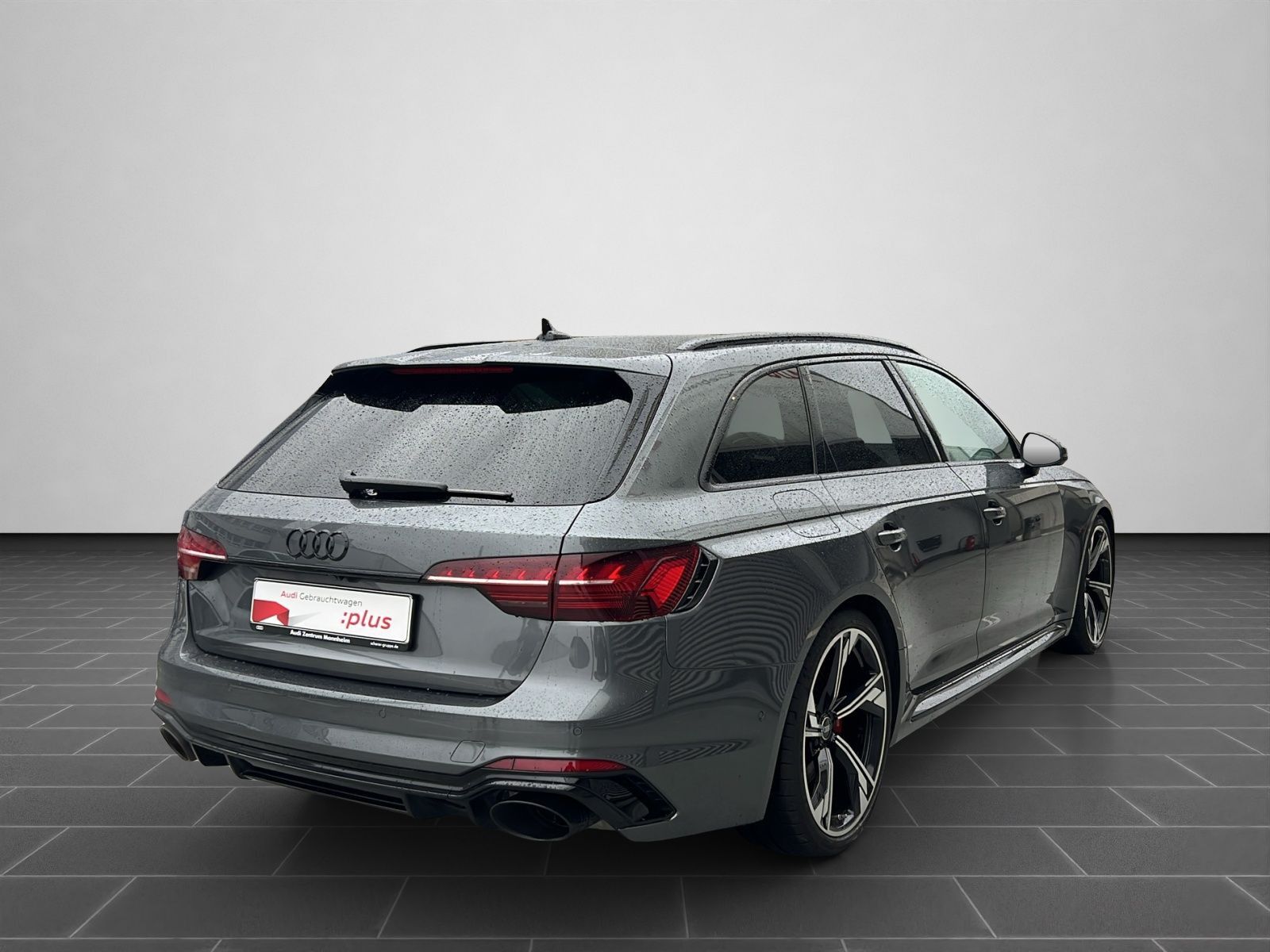 Audi RS4 - Bild 2