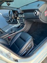 Mercedes-Benz A 200 AMG Line AMG Line - Mercedes-Benz A-Klasse Gebrauchtwagen in Essen