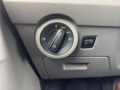 Fahrzeugabbildung Volkswagen T6.1 Transporter Lang 2.0 TDI DSG KLIMA NAVI