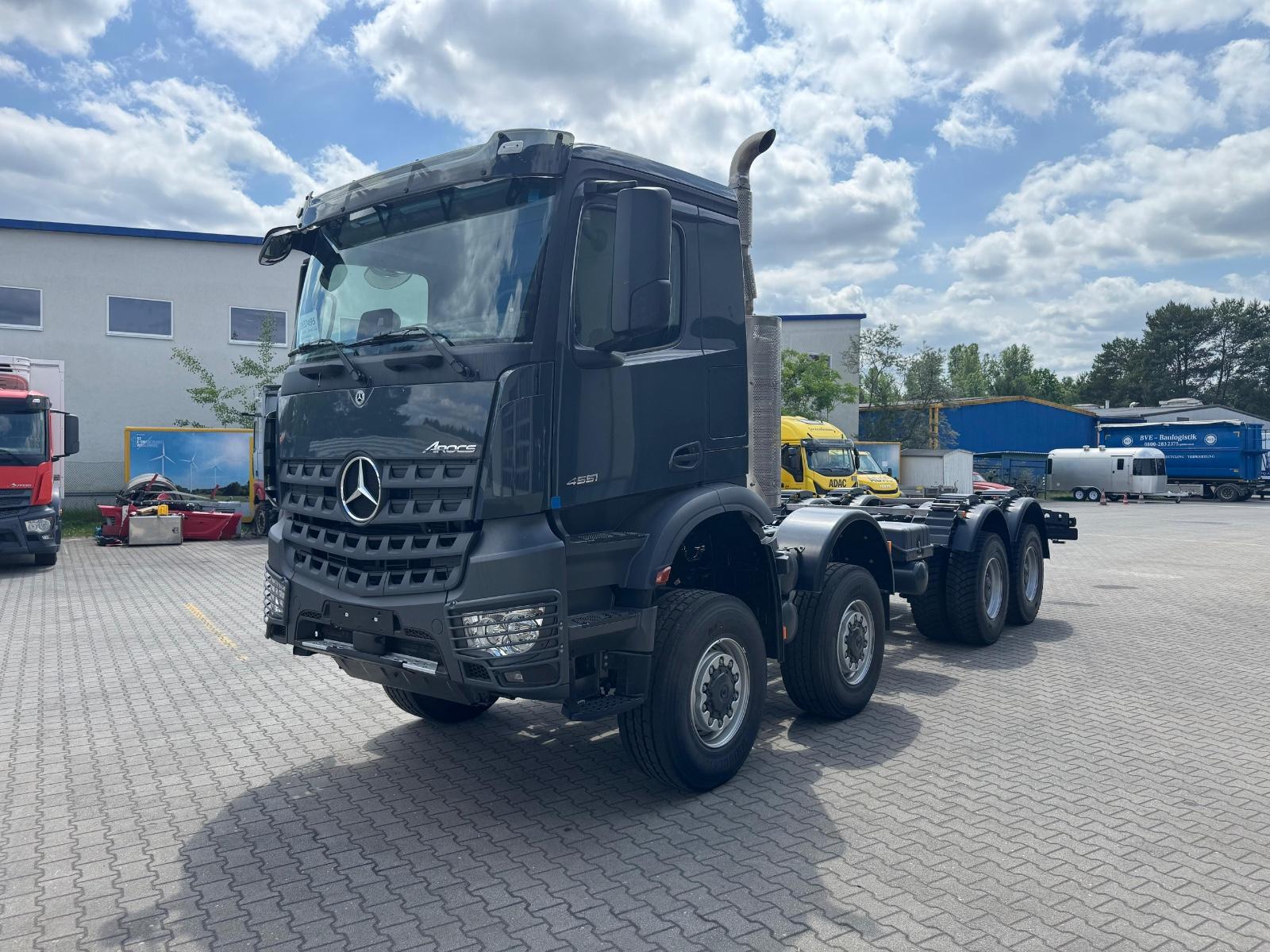 Mercedes-Benz Arocs 5 neu 4551 AK 8x8 Allrad NMV Nebenantrieb