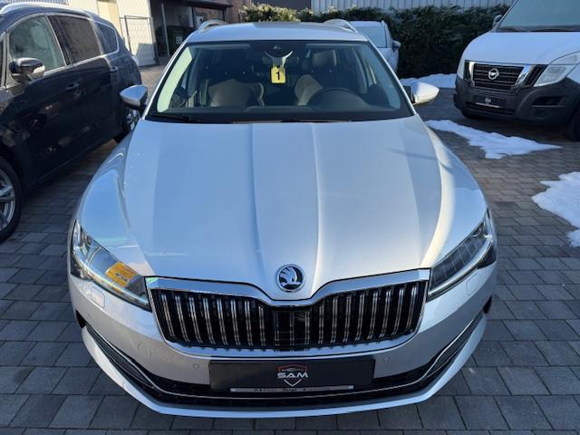 Skoda Superb Combi/ACC/LED/Kamera//Anhängerkupplung