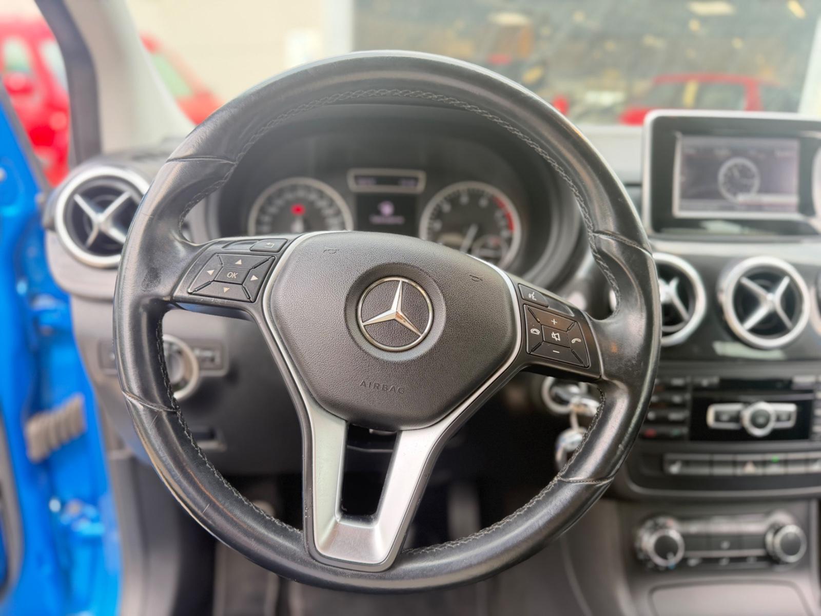 Mercedes-Benz B 180*82TKM*