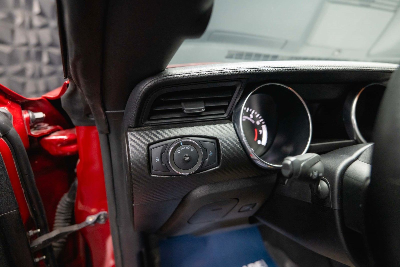 Fahrzeugabbildung Ford Mustang Shelby Coupe GT 350 Package Dark Horse