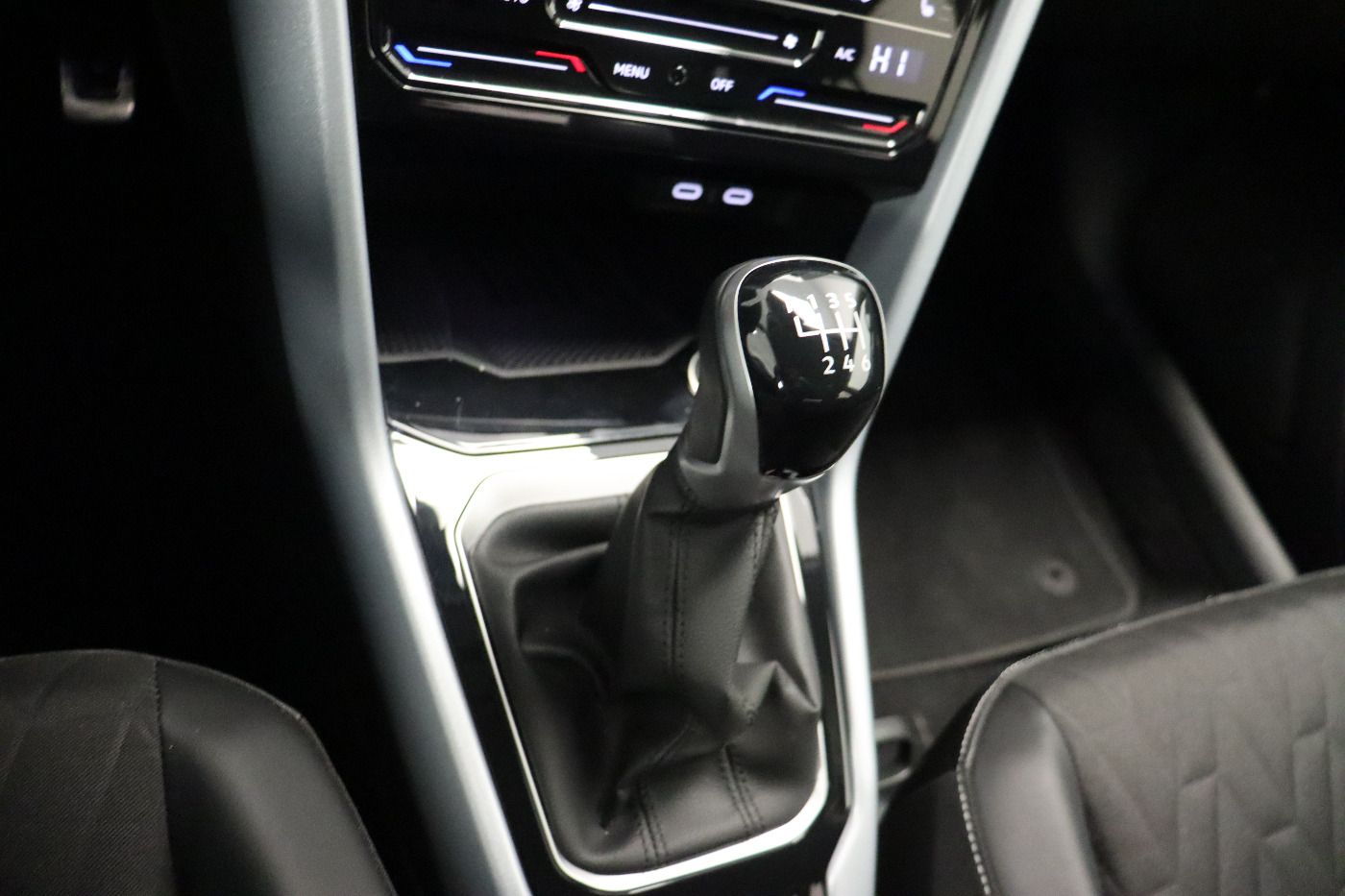 Volkswagen T-Roc - Bild 11