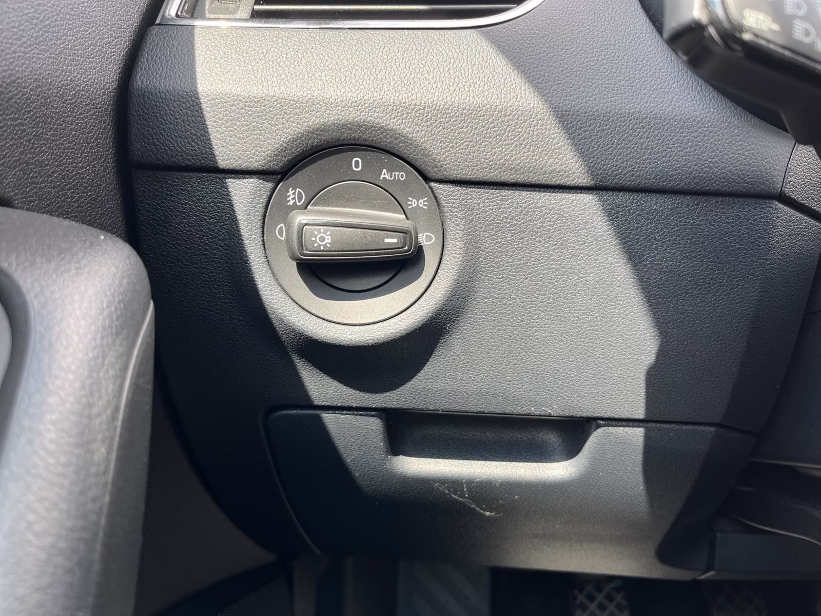 Skoda Octavia TOUR 1.0TSI LED-SCHEINWERFER+NAVI+KLIMA, миниатюра 21