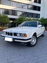 BMW e34 520i Oldtimer / Garagenfahrzeug / Klima  - BMW 520 aus 1990