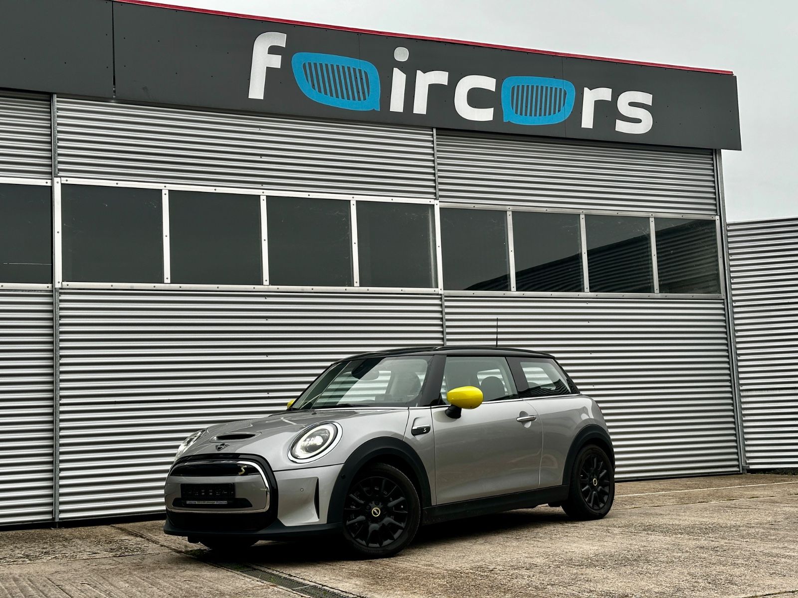 MINI COOPER SE *Vollausstattung* Panorama, HUD, HarmK imagem 2