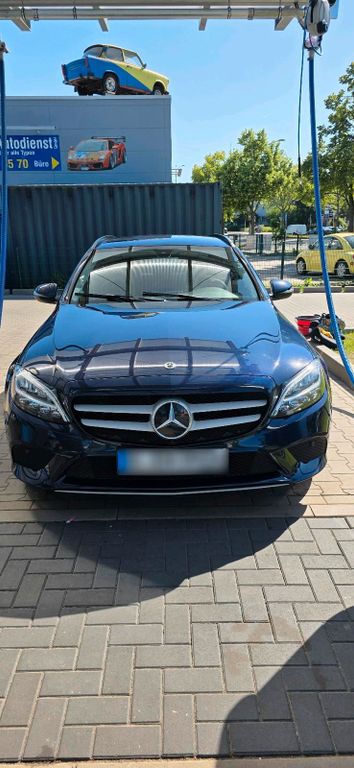 Image of Mercedes-Benz C 180