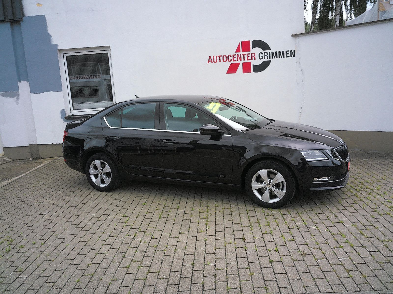 Fahrzeugabbildung SKODA Octavia Lim. Style 1.5 TSI LED Navi DSD