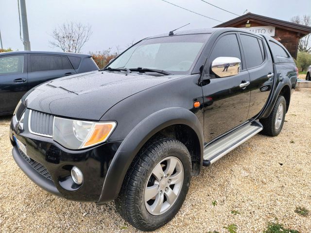 Mitsubishi L200 2.5 DI-D/136CV Club Cab Intense