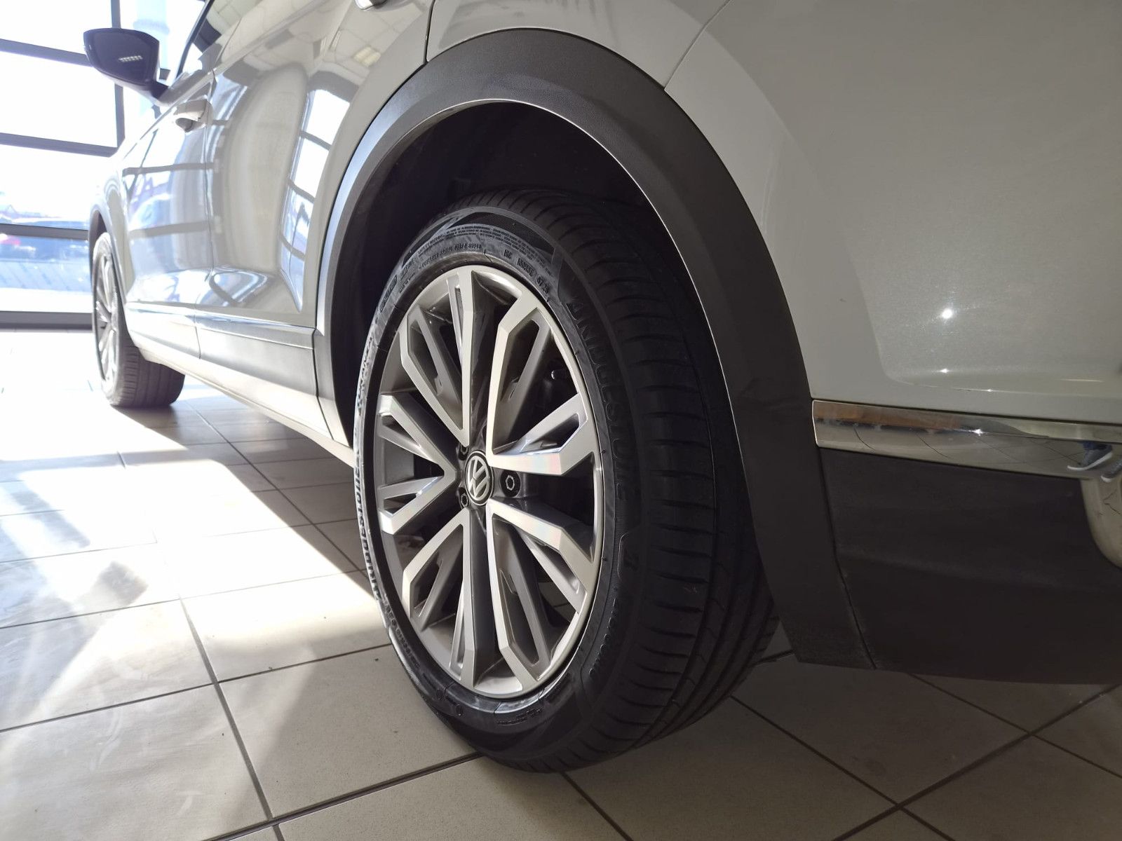 Fahrzeugabbildung Volkswagen T-Roc Sport 4Motion / LED / SCHECKHEFT