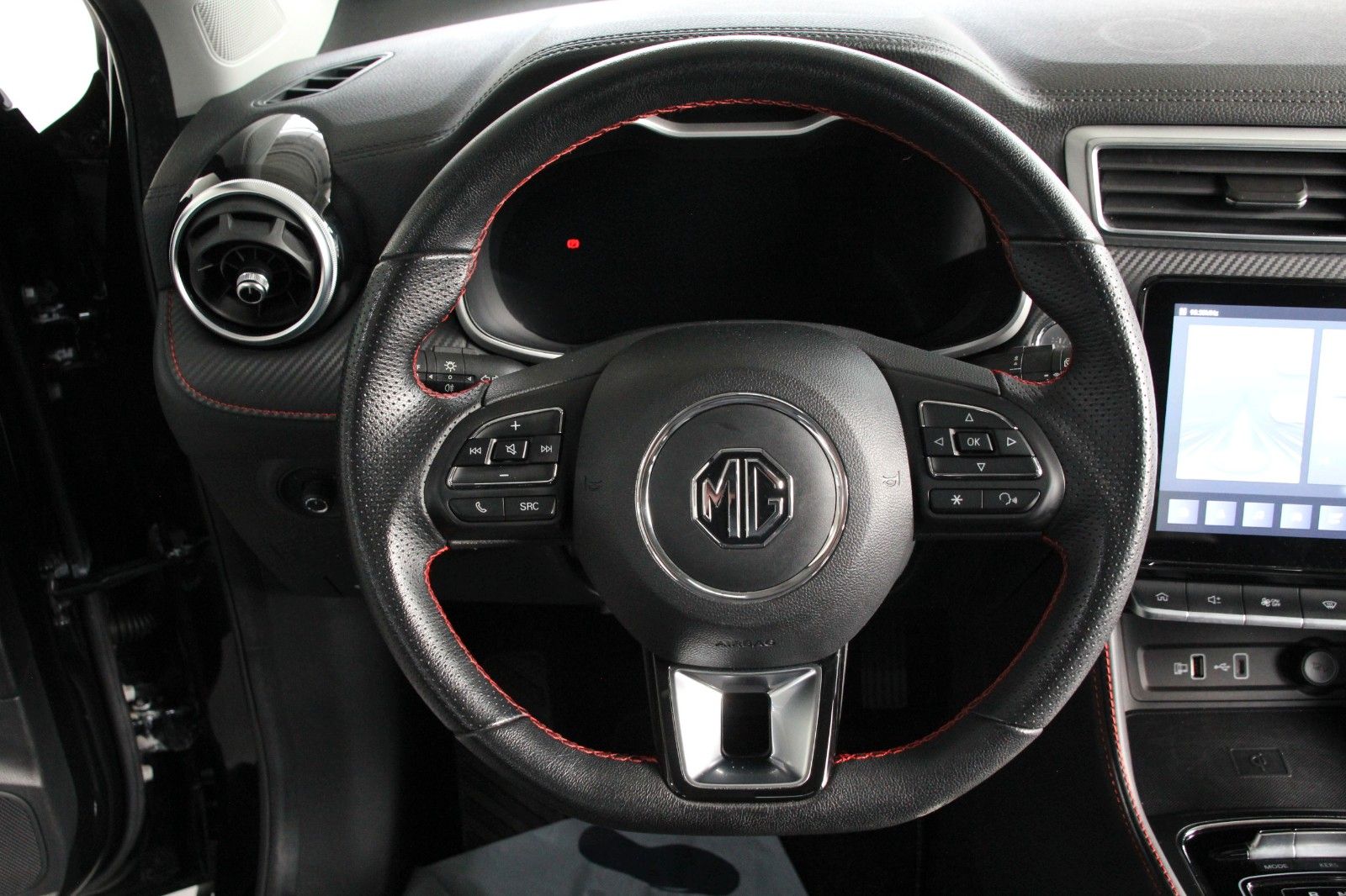 Fahrzeugabbildung MG ZS EV Luxury Maximal