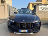 Maserati Levante V6 AWD Granlusso - FULL OPTIONA - blaue Maserati Levante