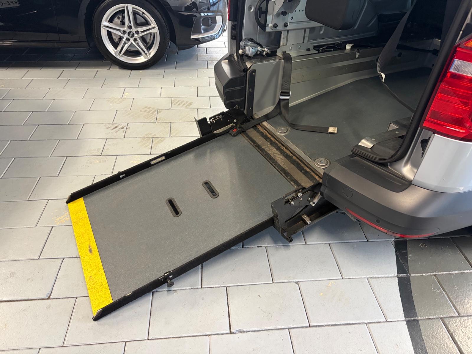 Volkswagen Caddy 2.0TDI DSG ROLLSTUHL/HANDICAP, миниатюра 9