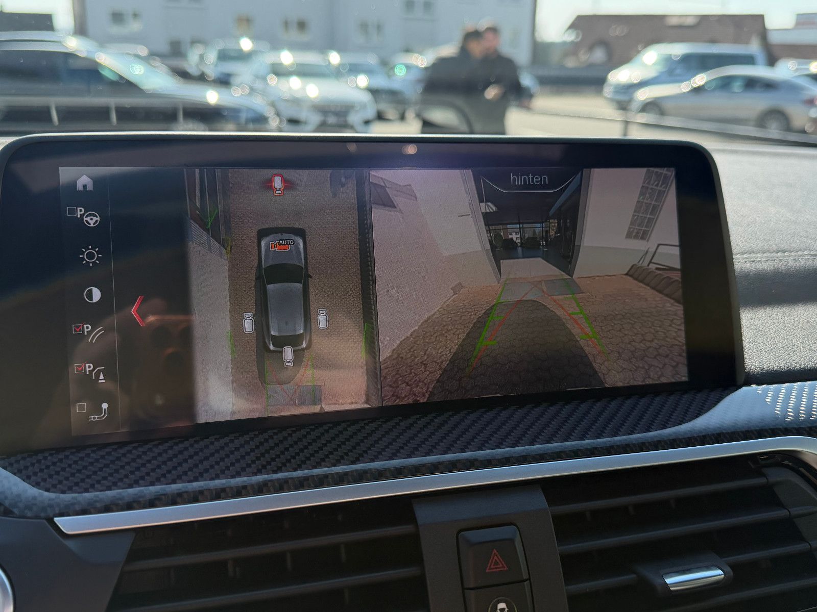 Fahrzeugabbildung BMW X4 M Competition/HUD/HARMAN-KARDON/S-DACH/AMBIEN