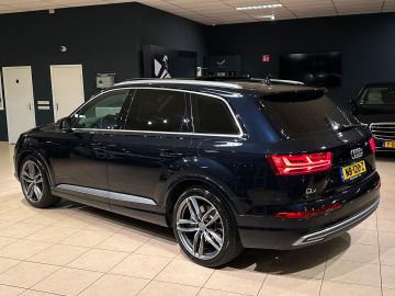 Audi Q7 - 11