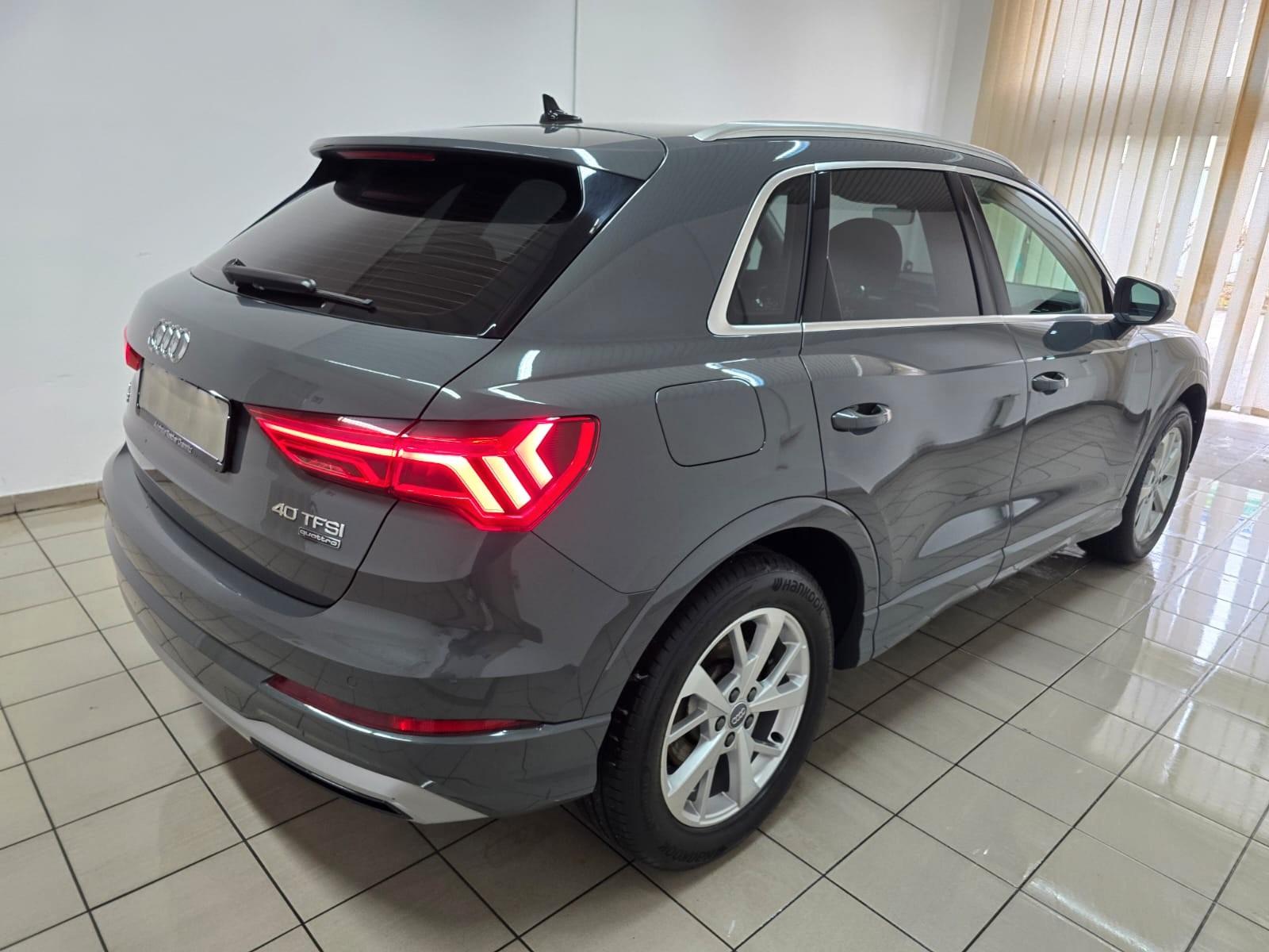Audi Q3 40 TFSI qu. advanced LED Virtual Alcantara 18
