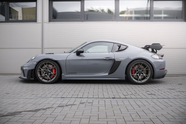Porsche Cayman 718 GT4RS-Lift-Weissach-Paket-BOSE-
