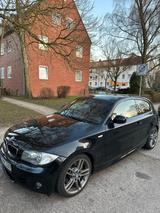 BMW 123d - schwarz, 3 Türer,  M-Paket - BMW 123 aus 2010