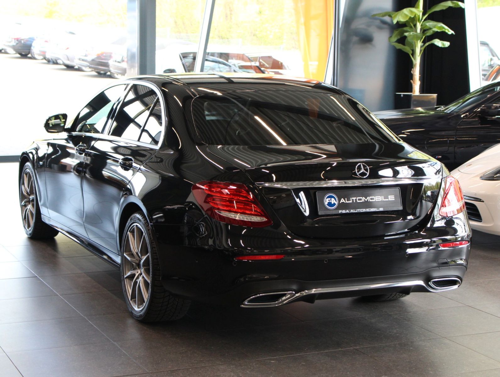 Fahrzeugabbildung Mercedes-Benz E 220 d Sportstyle Edition AMG Line*Widescreen