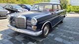 Mercedes-Benz 190 - Mercedes-Benz 190 mit Diesel-Antrieb: Limousine