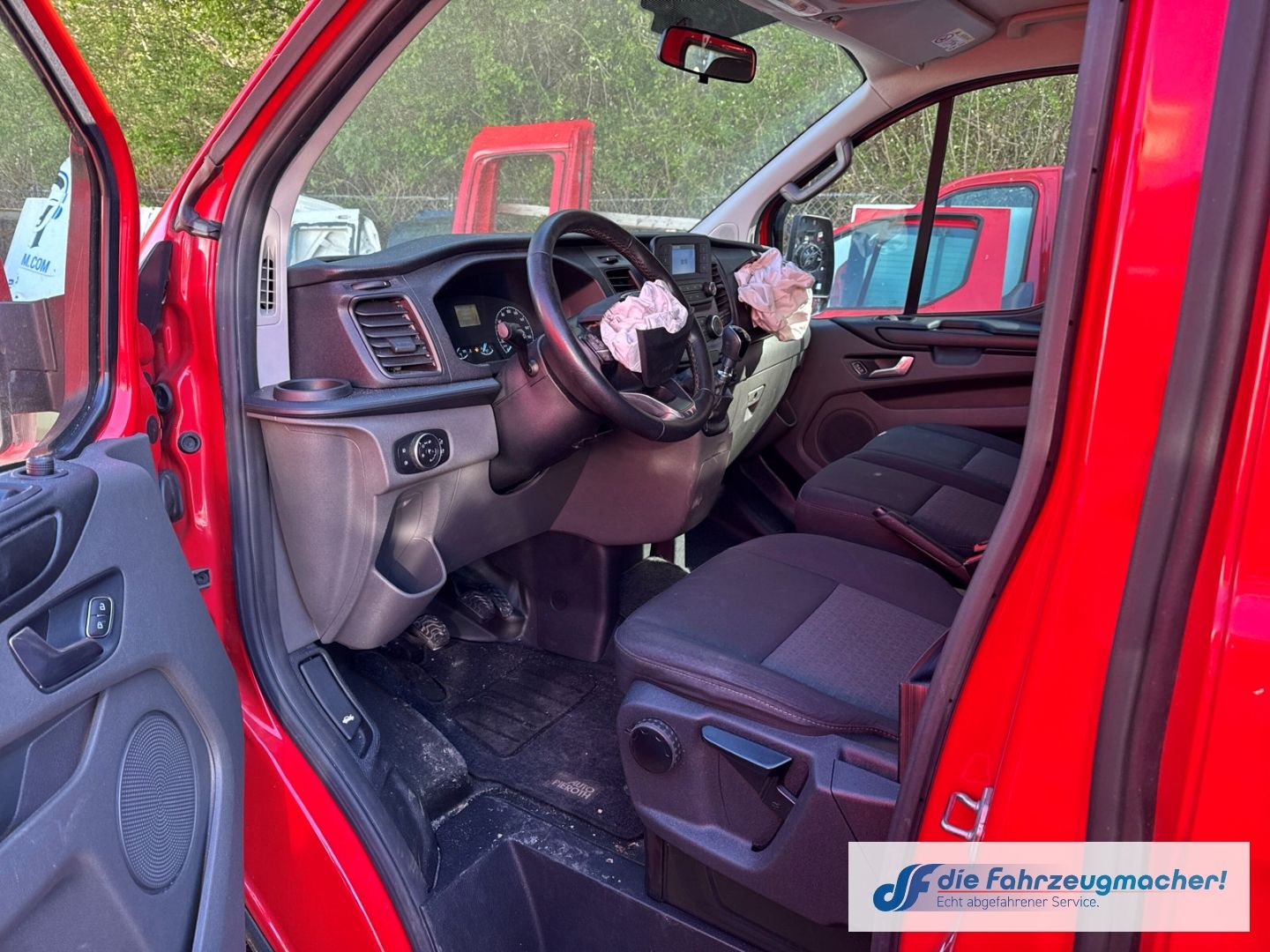 Fahrzeugabbildung Ford Transit Custom 320 L1 Trend 2.0 TDCi *9073 * KLI