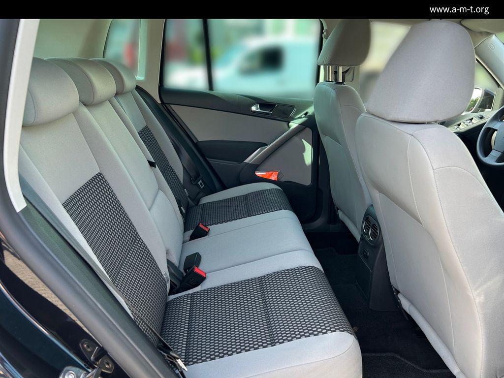 VW Tiguan 2.0 TSI 4Motion AHK – HÄNDLER / GEWERBE !