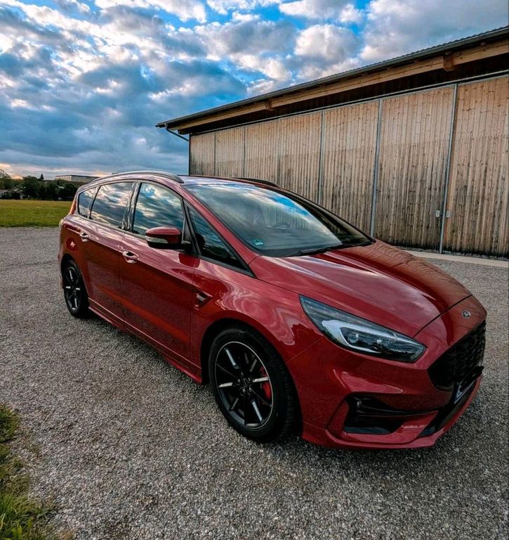 Image of Ford S-Max