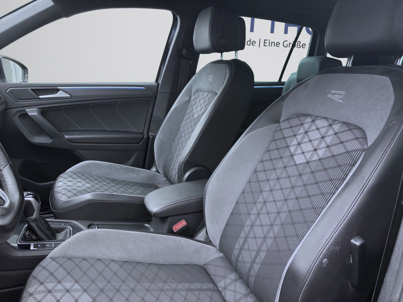 Volkswagen Tiguan - Bild 10