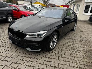 BMW 750 - 1