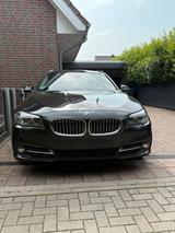 BMW 520d Touring (F11) Facelift Schwarz/Sc... - BMW 520: F11
