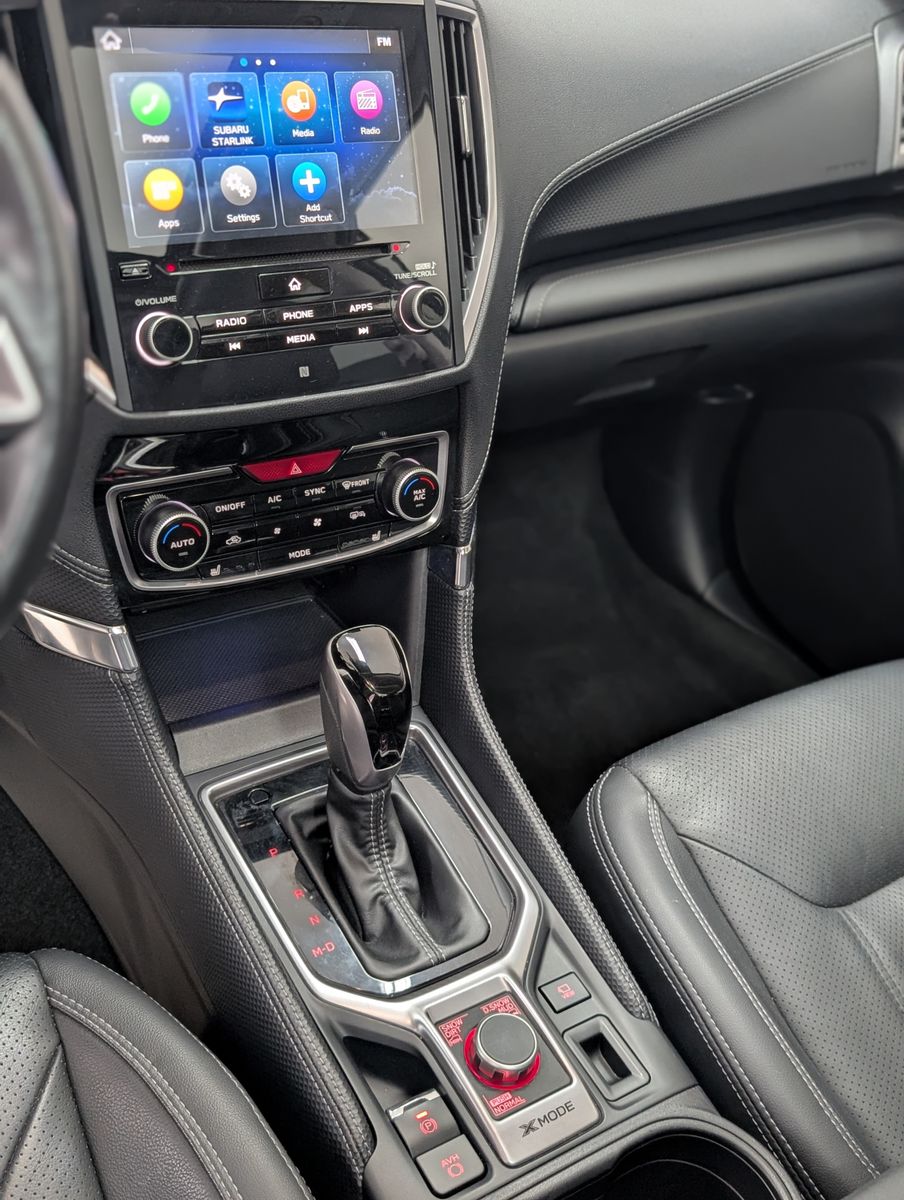 Fahrzeugabbildung Subaru Forester 2.0ie 4X4 ACC LED PANO KAM LEDER APP