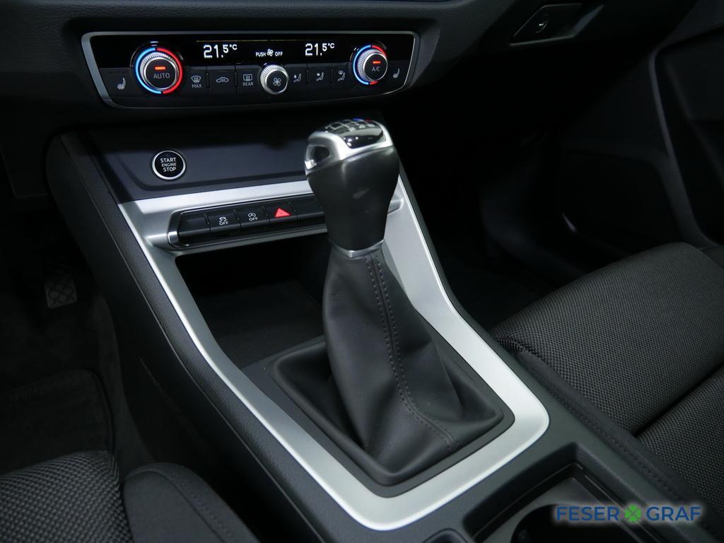 Audi Q3 35 TFSI adv AHK,Sportsitze,SmartphoneI,Sitzhz, миниатюра 7