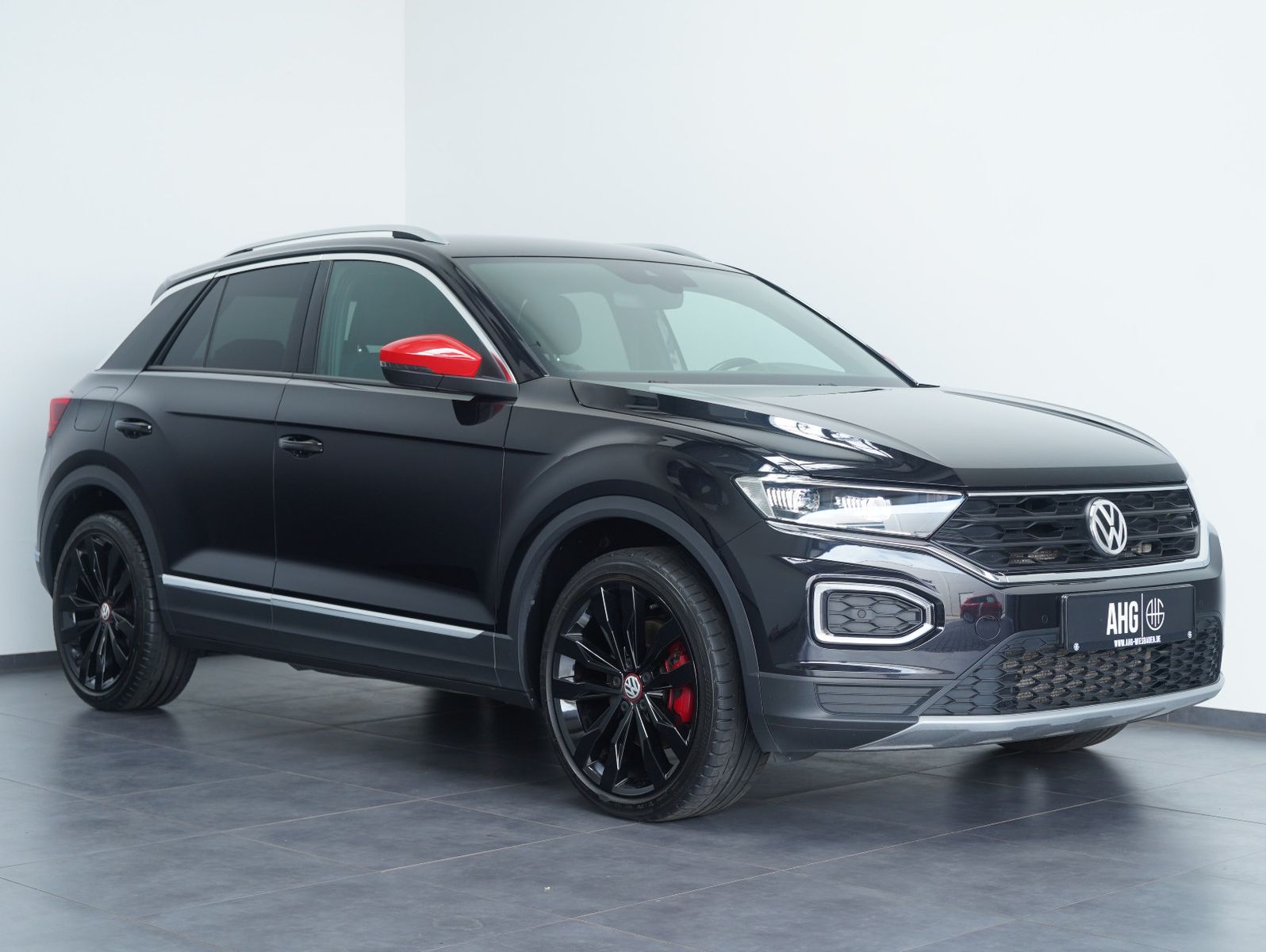 Fahrzeugabbildung Volkswagen T-Roc 2,0 TSI Sport 4Motion AAC/KAMERA/LM19"