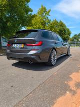 BMW 320d xDrive Touring M Sport Auto TÜV/ Service Ne - BMW 320 Gebrauchtwagen in Stuttgart