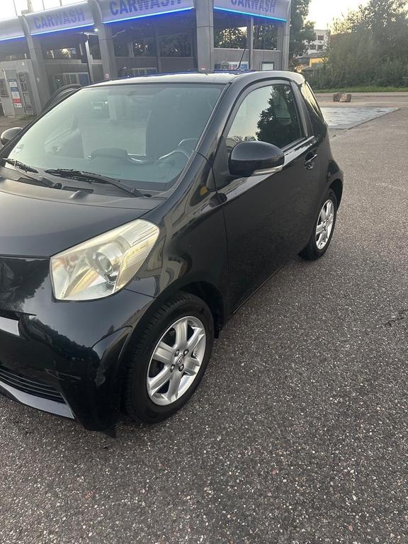 Toyota IQ
