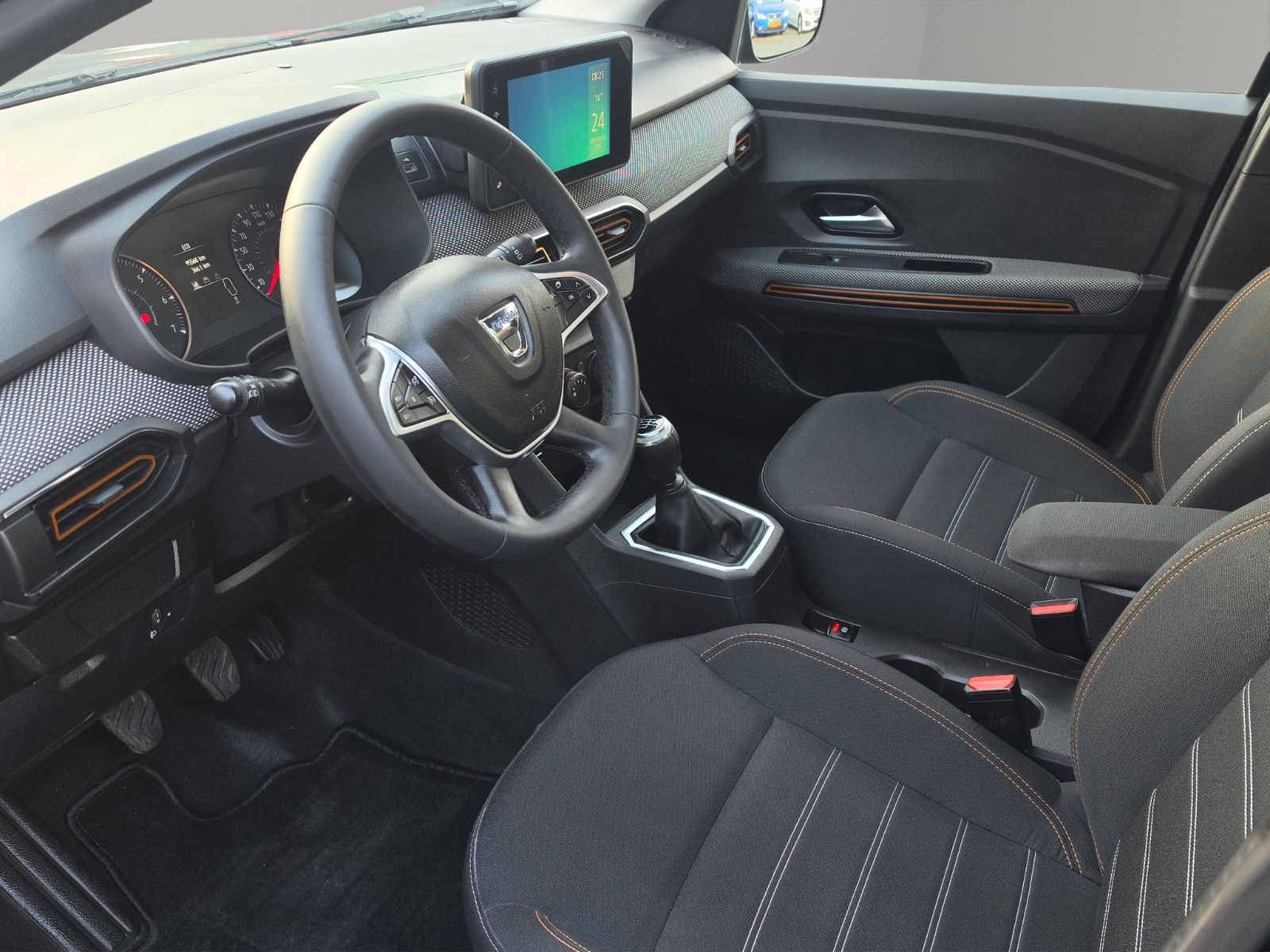 Fahrzeugabbildung Dacia Sandero III Stepway Comfort AUS 1.HAND