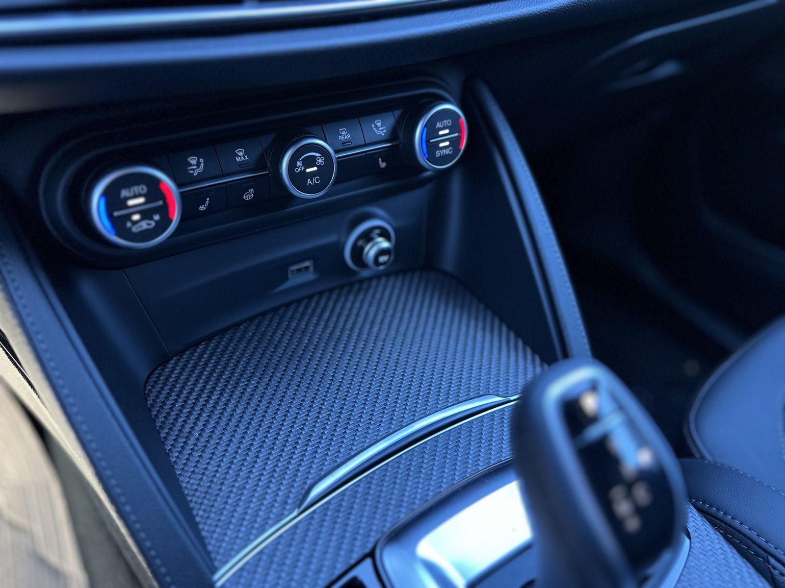 Alfa Romeo Stelvio - Bild 17