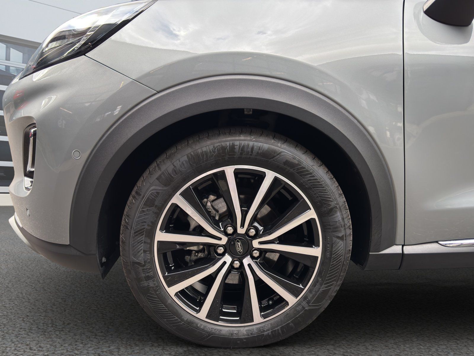 Fahrzeugabbildung Ford Puma    1.0l Titanium Design #RFK #WinterpaketPa