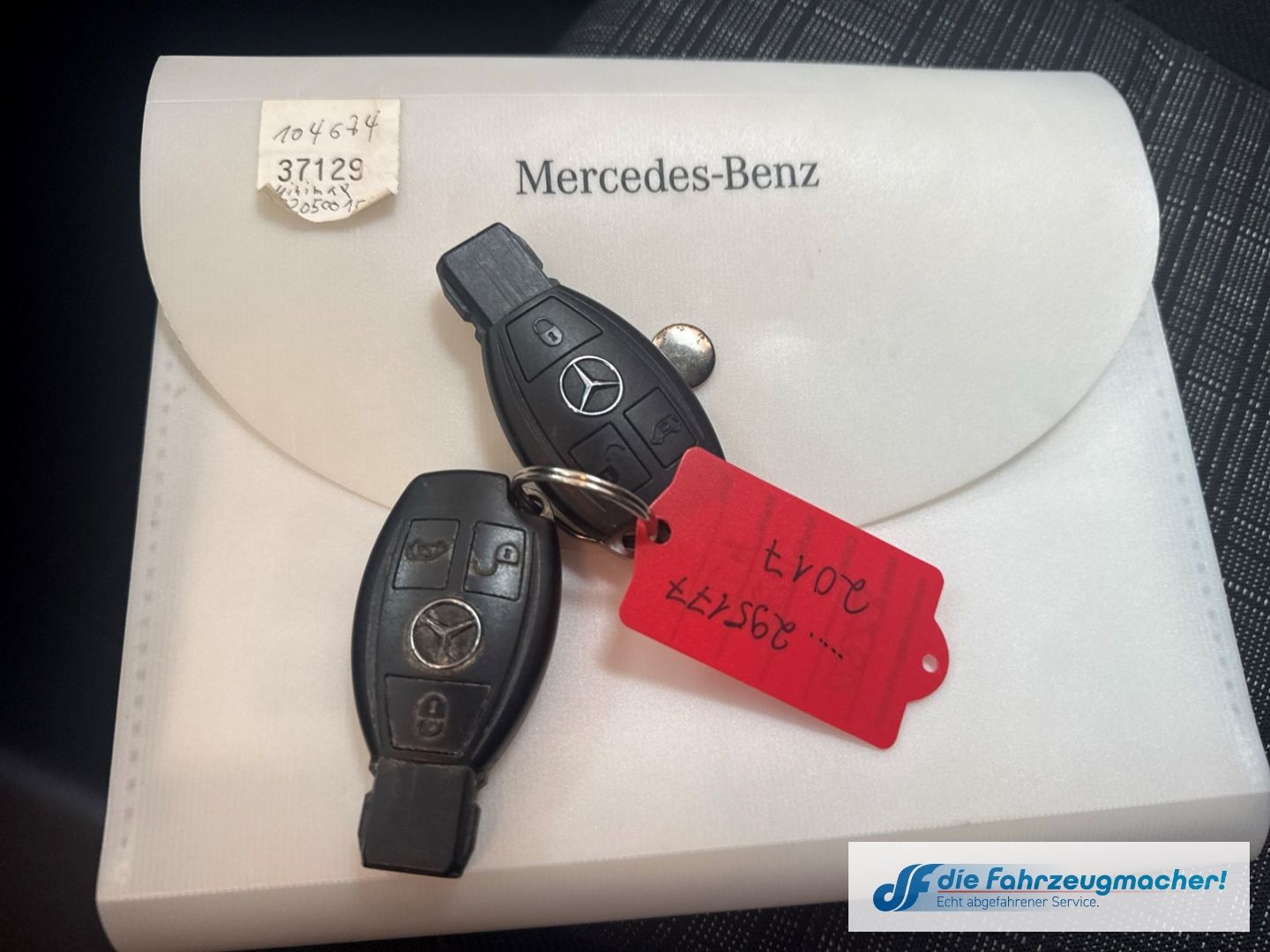 Fahrzeugabbildung Mercedes-Benz Vito Kasten 114 CDI  lang Temp PDCv+h Klima Berg