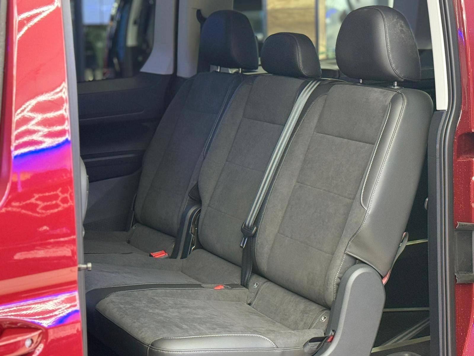 Volkswagen Caddy Style Maxi-DSG-Behindertengerecht-Rampe