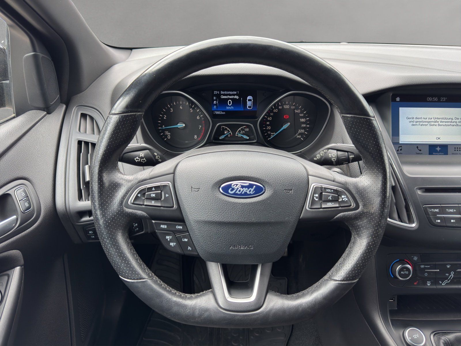 Fahrzeugabbildung Ford Focus 1.5 EcoBoost ST-Line Start/Stopp