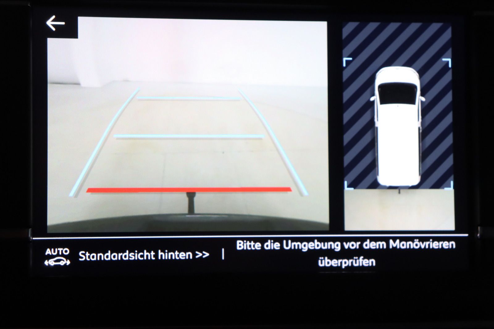 Fahrzeugabbildung Citroën Spacetourer Feel M * HUD * LED * RFK * AHK