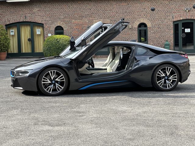 BMW i8 Coupe Pure Impulse *HEAD-UP*20 W-SPEICHEN*KAM