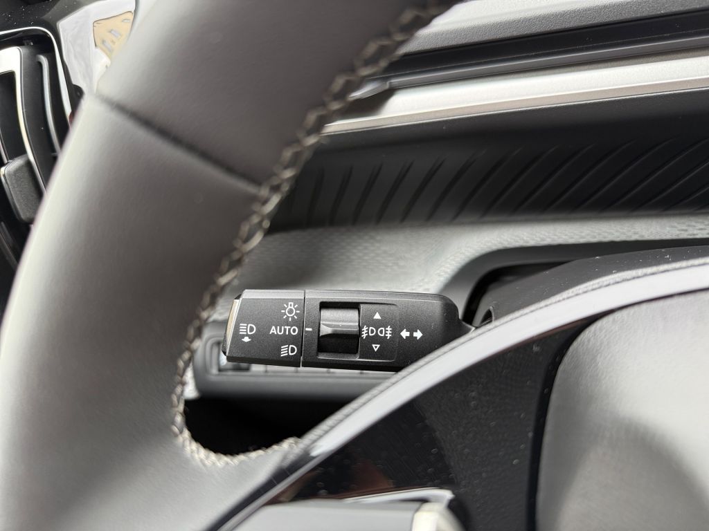 Fahrzeugabbildung Citroën C3 Hybrid 110 ë-DCS6 MAX