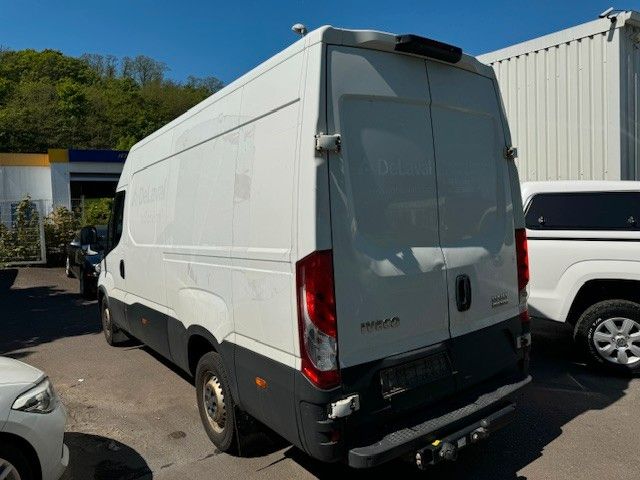 Fahrzeugabbildung Iveco Daily Kasten HKa 35 S HI MATIC L3H2