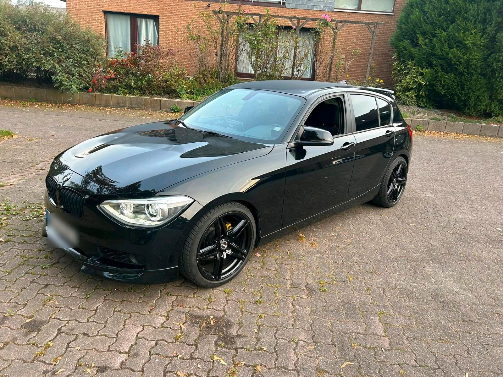 BMW 114