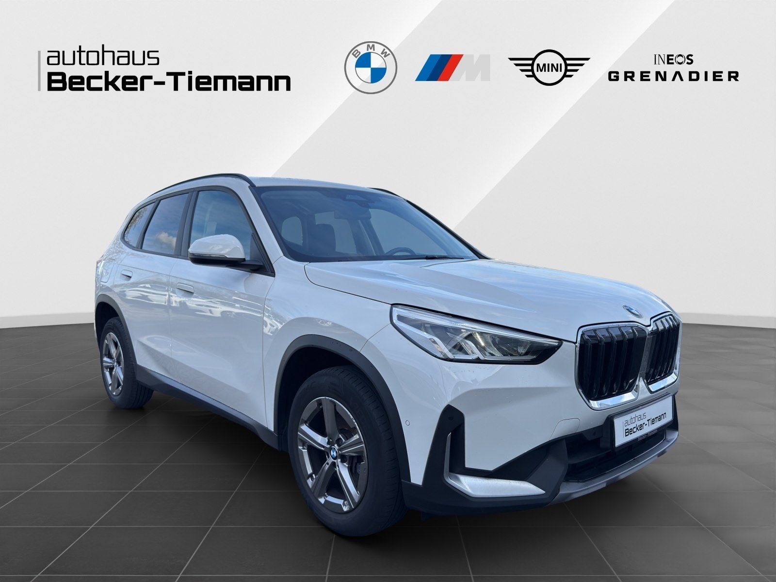 BMW X1 sDrive18d NAVI*AHK*M SPORT LENKRAD*KAMERA*DRI foto 7