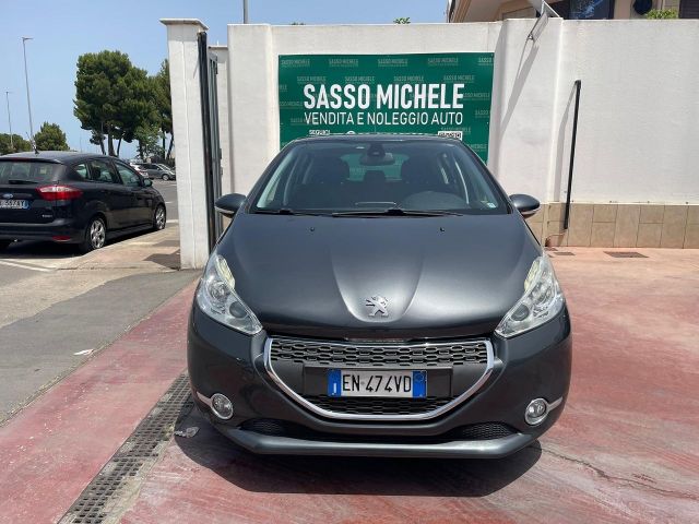 Peugeot 208 1.4 HDi 68 CV 5 porte Allure